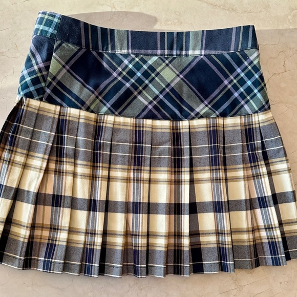 NWOT Urban Outfitters Plaid Wrap Skirt Blue-Green Pleated Mini M Never Worn $68 - Picture 1 of 8